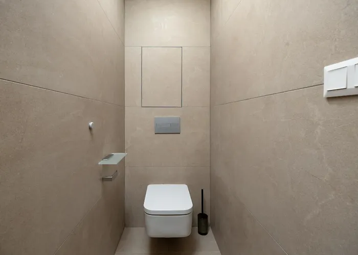 Pristavna Modern Apartment, Design & Parking, Apartament