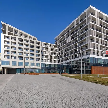 Pristavna Modern Apartment, Design & Parking,