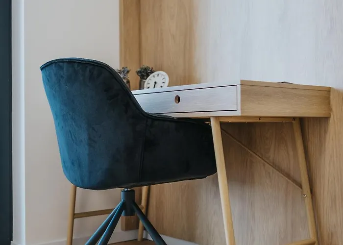 Pristavna Modern Apartment, Design & Parking, 아파트