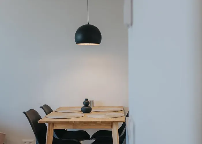 Pristavna Modern Apartment, Design & Parking, 아파트 *